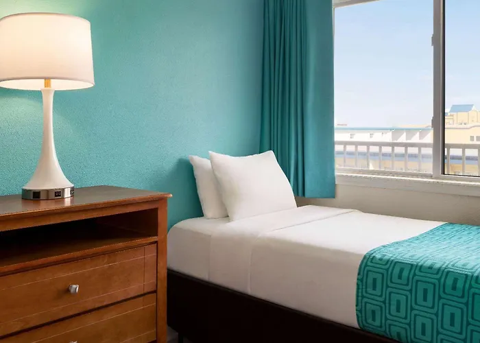 Howard Johnson By Wyndham Ocean City Oceanfront