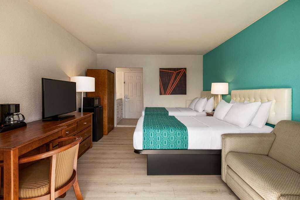 Howard Johnson By Wyndham Ocean Oceanfront Ocean City